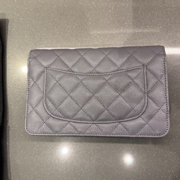 Chanel WOC - Picture 3 of 9